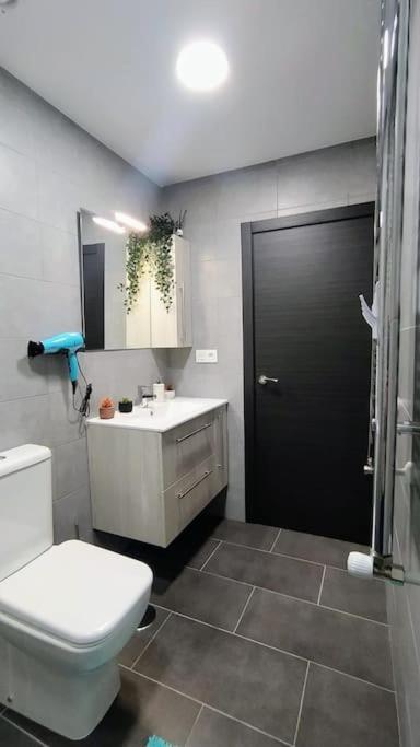 Ca Lolina Playa Apartment Gijon Exterior photo