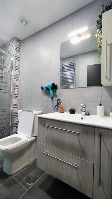 Ca Lolina Playa Apartment Gijon Exterior photo